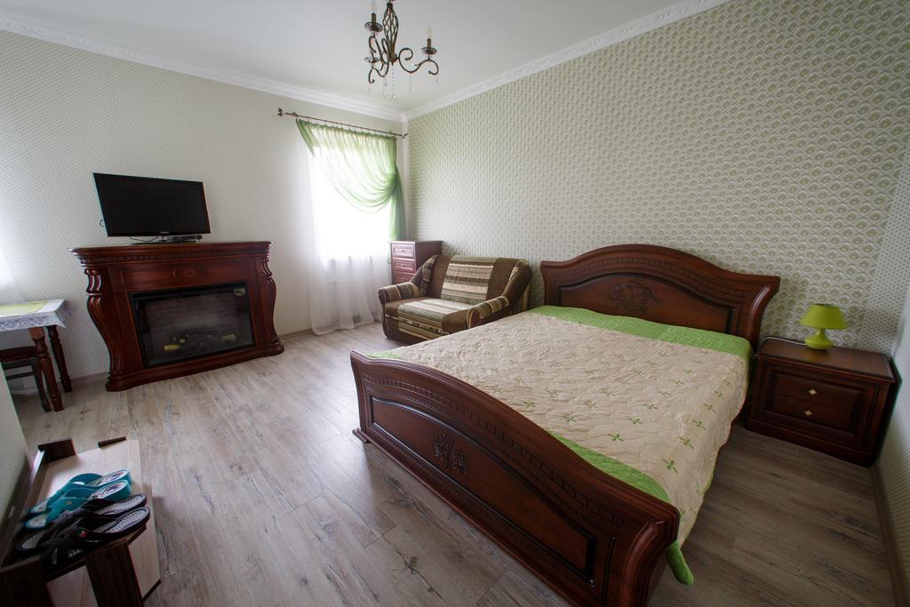 Apartments U Ratushi Kamianets-Podilskyi Exterior foto